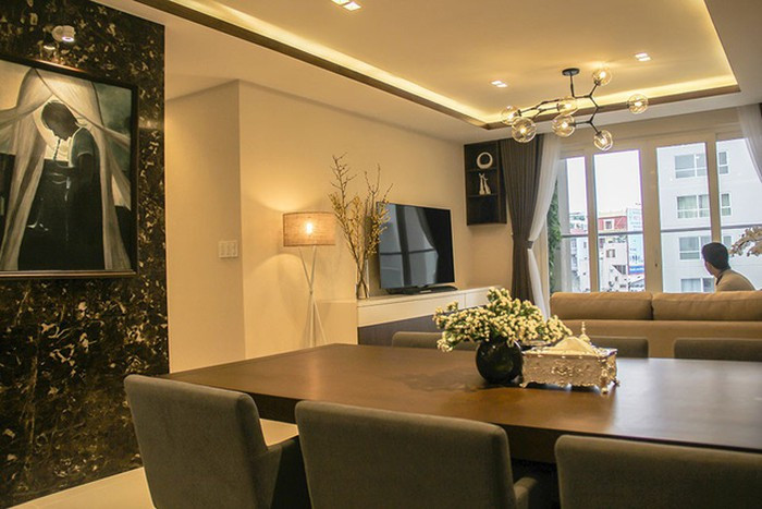 Phòng khách nối liền với phòng ăn và bếp. Ảnh: Giadinhnet.