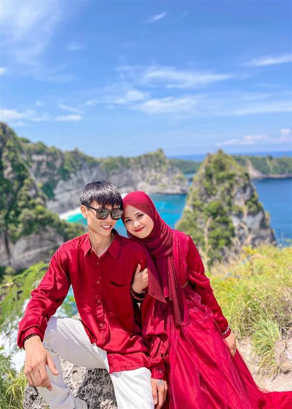 Dù chưa biết thực hư thế nào nhưng thông tin Đạt Villa chia tay bạn gái người Indonesia đang gây xôn xao khắp mạng xã hội.