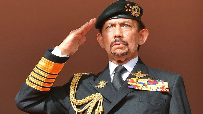 Quốc vương Brunei Hassanal Bolkiah từng là người giàu nhất thế giới và hiện sở hữu khối tài sản lên tới 28 tỷ USD. Ảnh: Getty