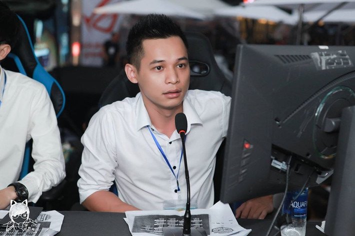 Độ Mixi (tên thật: Phùng Thanh Độ, sinh năm 1989) là một trong những streamer đời đầu nổi tiếng nhất Việt Nam. Anh được gọi là một trong Tứ Hoàng của làng streamer Việt. Ảnh: FBNV.