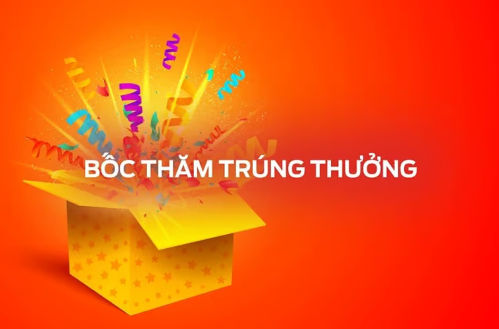 Những năm gần đây, nhiều doanh nghiệp tổ chức chương trình hái lộc đầu năm, thay bằng việc lãnh đạo đi mừng tuổi từng nhân viên. Những phong bao lì lì sẽ được xếp thành từng tệp hoặc treo lên cành đào, bên trong để các tờ tiền mệnh giá khác nhau để nhân viên bốc thăm hoặc hái lộc.