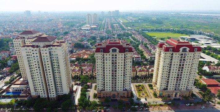 Bên cạnh các chung cư cao tầng, khu đô thị Nam Thăng Long có ba loại nhà được thiết kế cho hộ gia đình, bao gồm nhà chia lô chất lượng cao, nhà bán độc lập và biệt thự. Ảnh: Zing.