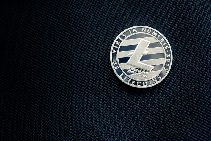 Tiền ảo Litecoin có thể giao dịch nhanh hơn rất nhiều so với Bitcoin. Cụ thể, giao dịch Litecoin chỉ mất hơn hai phút, thì Bitcoin cần đến 100 phút mới hoàn thành. Ảnh: CryptoCoinsNews.