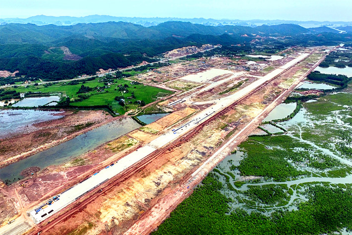 Dự kiến, trong năm đầu tiên mở cửa, sân bay Vân Đồn đón khoảng 500.000 lượt khách. Ảnh: Baoquangninh.