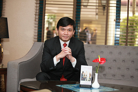 Khởi nghiệp từ việc kinh doanh nhỏ lẻ bánh kẹo, quần áo trẻ em, đồ gia dụng...đã tạo bước đệm cho ông Phú thành công với Tập đoàn Sunhouse. Ảnh: Sunhouse.