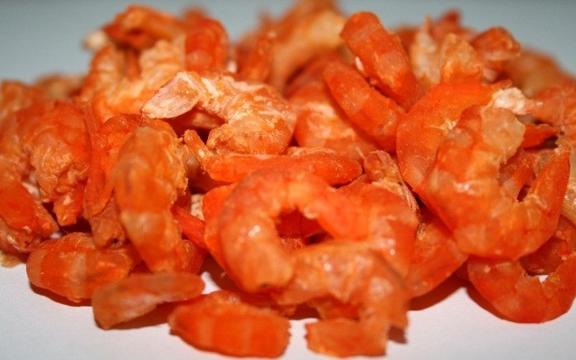 Có mức tăng giá nhẹ so với năm ngoái, năm nay, tôm khô Kam Pot được rao bán với giá 1,6 - 1,7 triệu đồng/kg.