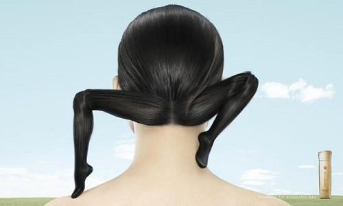 Một tấm biển quảng cáo "chuẩn vào nếp" của một hãng dầu gội đầu Nhật Bản.