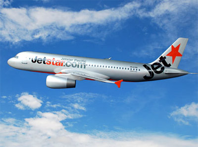 Trước đó, Jetstar tung chương trình vé máy bay 69.000 đồng mừng khai trương đường bay mới TP HCM - Đà Lạt, Hà Nội - Tuy Hòa, Vinh - Cam Ranh.