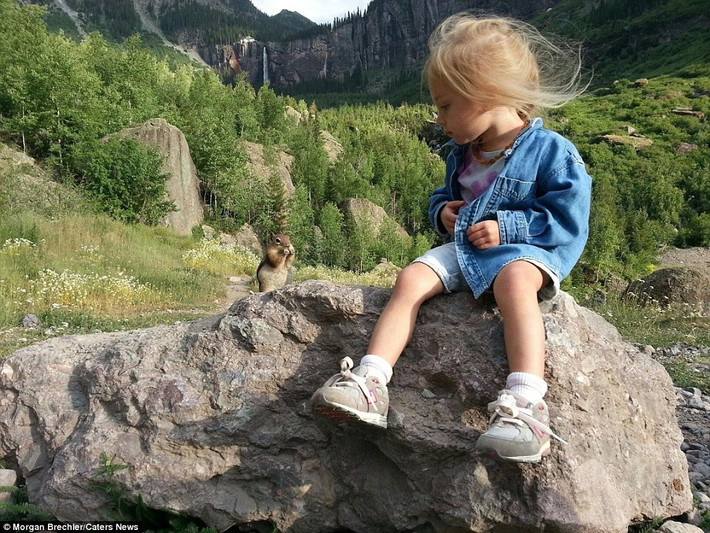 Hình ảnh các chuyến đi của hai mẹ con cô bé Hadlie được cập nhật liên tục trên trang Instagram.