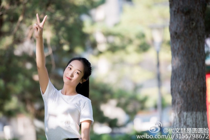 Vẻ đáng nhí nhảnh và đáng yêu của Diovan.