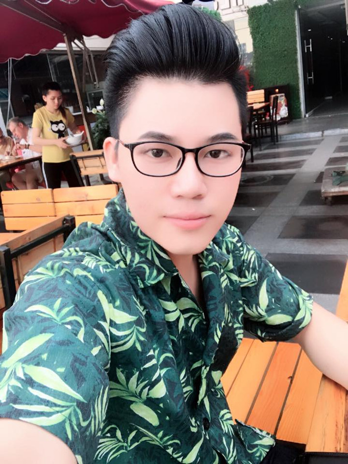 Chia sẻ về tuổi thơ của mình, tiến sĩ 9X cho biết rằng: "Ngay từ bé mình đã không được sống trong tình cảm của đầy đủ thành viên trong gia đình. Cha gặp tai nạn giao thông, mẹ gánh cả gia đình và đi đi về về giữa Hà Nội và Nghệ An 5 năm trời để lo cho cha. Cuộc sống cơ cực là động lực để Cường phấn đầu để thay đổi cuộc sống và phụ giúp gia đình".
