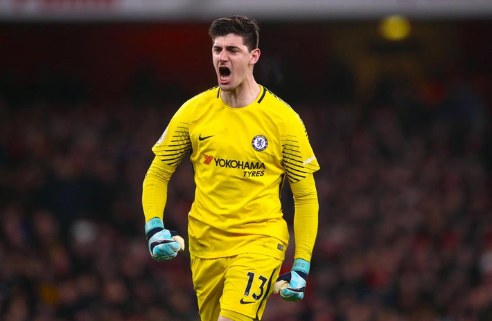 Chuyển nhượng bóng đá từ Independent, gặp bất lợi trong thương vụ De Gea, Real đã quay trở lại lôi kéo Courtois của Chelsea. Ảnh: Independent