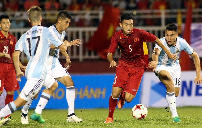 Chấn thương của Hậu ở U23 châu Á 2018 chính là lời cảnh báo. Nếu có bất kỳ vấn đề gì xảy ra lúc này, HLV Park Hang-seo sẽ đối diện rắc rối lớn.