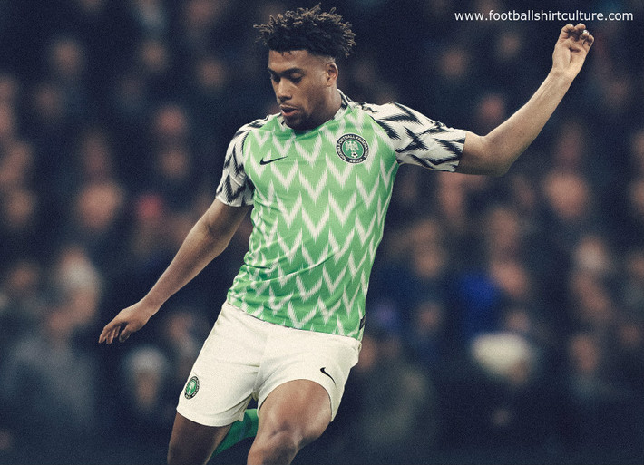 Trước đó, ĐT Nigeria đã gây ấn tượng khi ra mẫu áo thi đấu World Cup năm nay và trở thành mặt hàng hot trên cả thế giới.