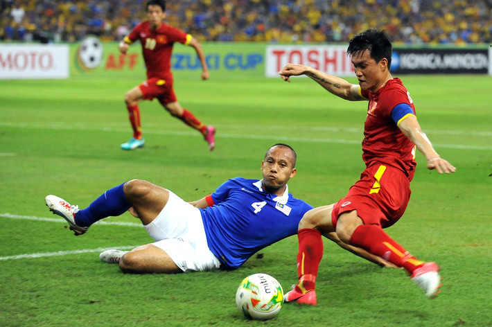 ĐT Việt Nam chỉ cần thua 0-1, hoặc hòa là giành vé đi tiếp vào chung kết. Nhưng cơn ác mộng ập đến khi chúng ta thua 2-4 ngay tại sân Mỹ Đình.