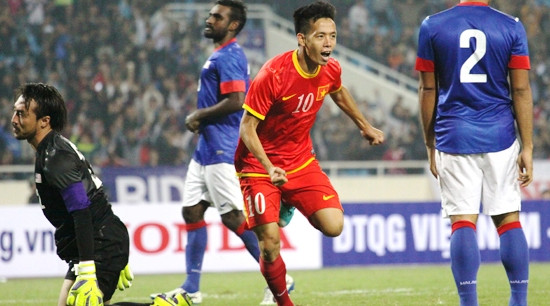 Ở trận bán kết lượt đi trên đất Malaysia, thầy trò HLV Miura được ca ngợi ngất trời sau chiến thắng 2-1 ngay trên sân nhà của ĐT Malaysia ở bán kết AFF Cup 2104. Tất cả đã nghĩ về vé chung kết.