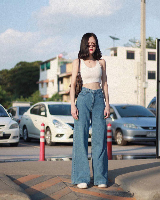 Nhìn vào Grace Buchita nhiều bạn trẻ Việt cũng biết thêm công thức mix đồ khiến họ trẻ ra và đánh lừa được nhiều người về số tuổi của mình.