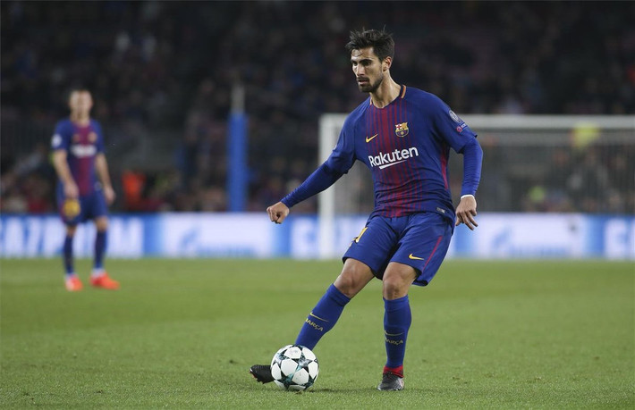 Tottenham vừa chính thức đặt vấn đề với Barca về chuyển nhượng Andre Gomes - cầu thủ mà M.U theo đuổi từ nhiều tháng nay nhưng chưa thành.