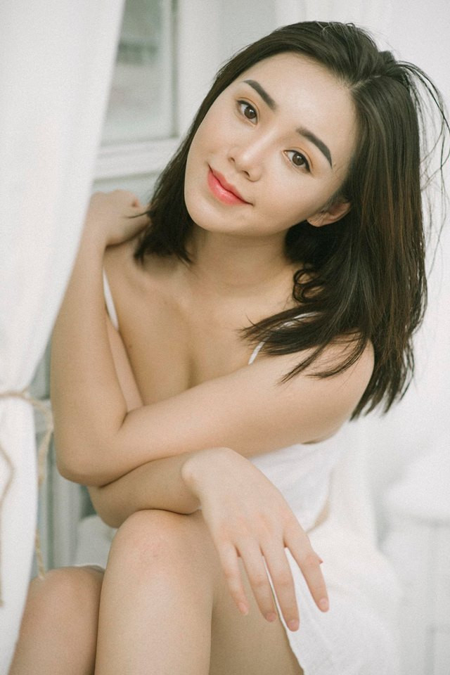 Trong đời thường, Quỳnh Kool cũng là một nữ diễn viên trẻ sở hữu gu thời trang táo bạo và khiến nhiều người phải đứng ngồi không yên.