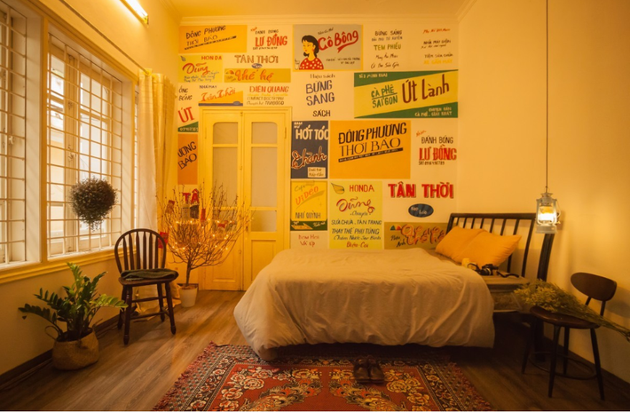 Màu tường vàng của những căn biệt thự cổ ở Hà Nội được các chủ homestay lựa chọn để mang đến sự gần gửi cho các vị khách.
