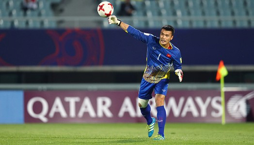 Sau những trải nghiệm tại Sea Game cho đến U20 World Cup, Bùi Tiến Dũng được kì vọng sẽ là một thủ thành vững chãi trong khung thành của các đội tuyển bóng đá của Việt Nam.