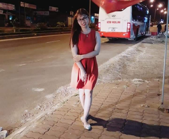 Còn đại diện cho cánh mày râu, Anh chàng Thế Sơn cũng khẳng định: "Nói thật chứ chị em giảm tay đi thôi, chứ tay bạn gái to hơn cả tay mình thì em cũng ngại không dám yêu thật ấy".