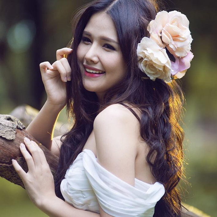 Phanh Lee từng chia sẻ rằng đến nay cô đã tham gia khoảng 6 bộ phim tính cả vai lớn nhỏ, phim dài, ngắn, song "Yêu thì ghét thôi" là phim cô ưng ý nhất.