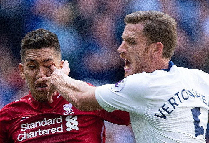 Trả lời phỏng vấn Sky Sports, Firmino thừa nhận, anh đã nghĩ tới viễn cảnh xấu nhất là bị mù mắt trái, khi bị bị Jan Vertonghen móc mắt ở trận đấu giữa Tottenham với Liverpool diễn ra vào tháng trước.