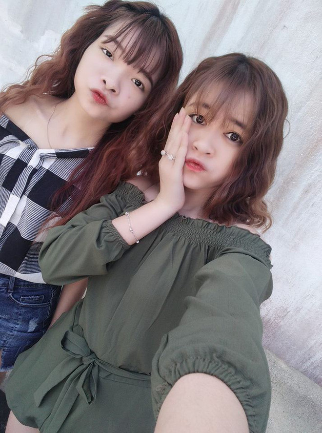Chỉ cần kiểu tóc giống nhau, nhiều người không phân biệt được họ là hai người bạn thân.
