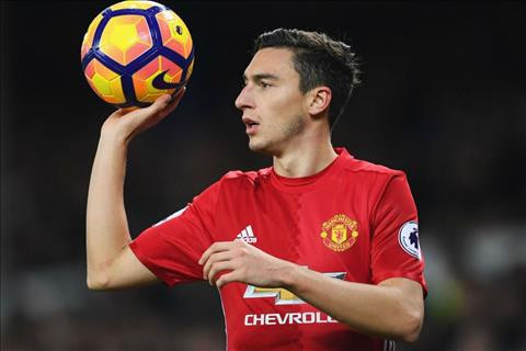 Kênh ESPN đưa tin, Matteo Darmian sẽ chia tay MU để trở về Serie A chơi bóng trong màu áo Inter Milan.
