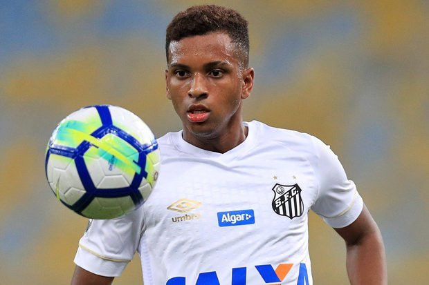 Chuyển nhượng bóng đá từ Gazeta Espotiva, Real Madrid chuẩn bị đón một tân binh đầy triển vọng mang tên Rodrygo Goes.