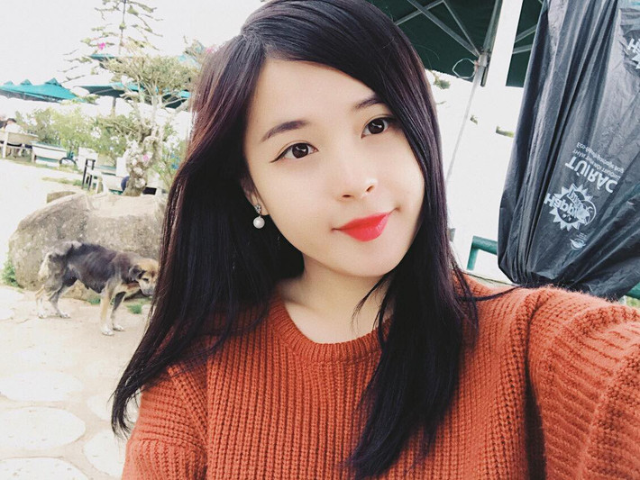 Cũng theo Huyền Trang, mối tình giữa cô và Trọng Đại đã được một thời gian dài chứ không phải mới đây. Cũng theo thí sinh hoa hậu này khẳng định, chuyện tình cảm của cô với chàng cầu thủ ĐT Olympic Việt Nam là hoàn toàn trong sáng chứ không có vụ lợi về mặt hình ảnh như mọi người hay đồn đoán.