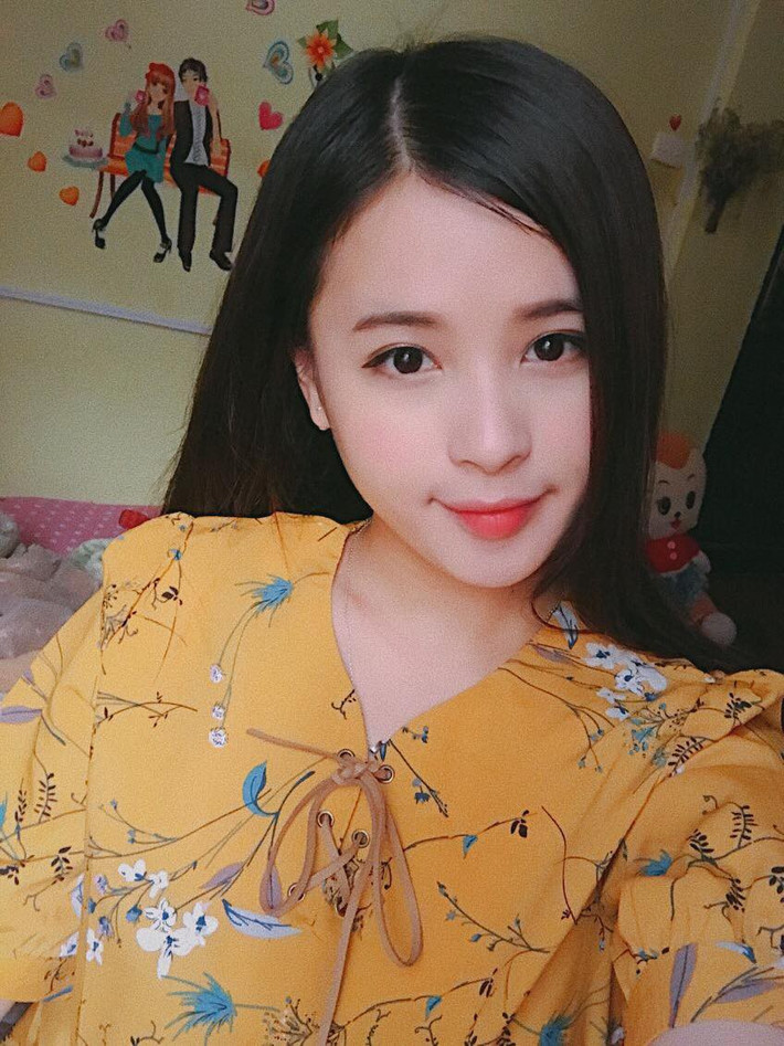 Trọng Đại và Huyền Trang là cặp cầu thủ - người mẫu được nhiều người chú ý và mọi thông tin của họ đều được MXH cập nhật liên tục