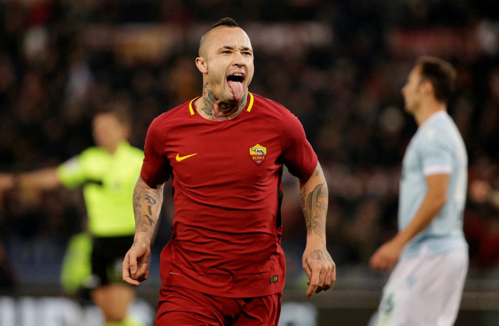 Nainggolan từng là mục tiêu hàng đầu của Chelsea nhưng anh chàng tiền vệ này đã cam kết tương lai với AS Roma. Ảnh: Goal