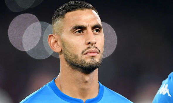Nhật báo Sport ở Tây Ban Nha cho hay, hậu vệ cánh trái của Napoli - Faouzi Ghoulam đang tiến rất gần đến bản hợp đồng với đội chủ sân Old Trafford. Ảnh: Sport