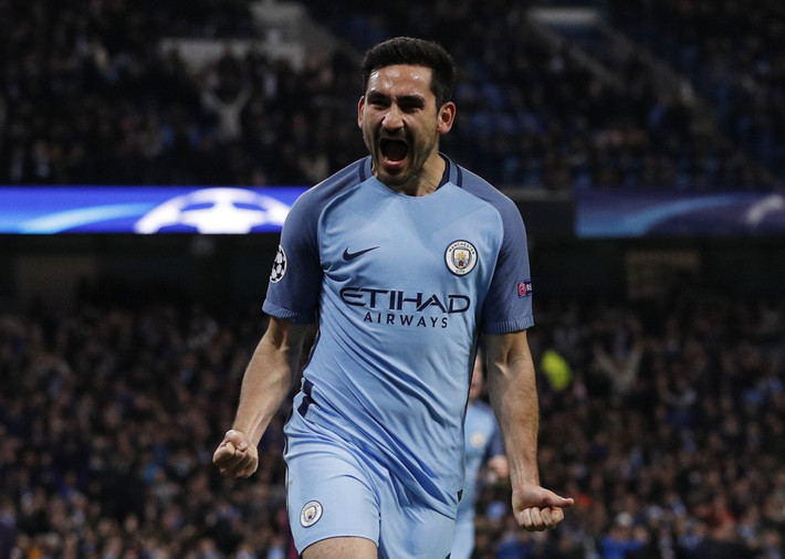 Chuyển nhượng cầu thủ từ The Sun, Man City đang cân nhắc nâng lương để xứng đáng với đóng góp của Gundogan bằng việc tăng lương.