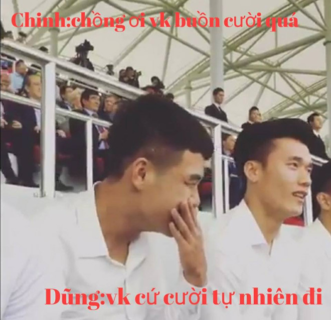 Đặc biệt, chân sút người Phú Thọ hiếm có bức ảnh nào tạo dáng nghiêm túc trong mỗi bức hình.