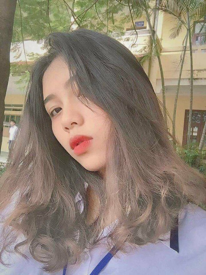 Năm nay là năm đầu tiên lễ hội đấu vật cho phép phụ nữ tham gia đấu vật. Phương Thảo chính là một trong số 3 cô gái mạnh dạn tham gia cuộc thi cần nhiều thể lực này.