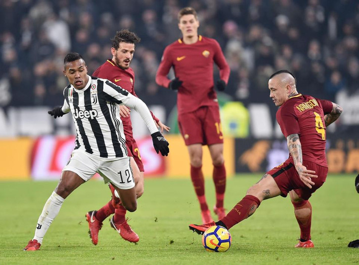 Chelsea từng thất bại trong việc đưa Alex Sandro về hồi hè. Tuy nhiên, Conte và các cộng sự không chịu từ bỏ khi kỳ chuyển nhượng mùa đông mở cửa khi đẩy giá lên 50 triệu bảng đến Juventus. Ảnh: Calcio