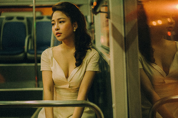 Nói thêm về chuyện tình cảm ở thời hiện tại, Trâm Anh cũng cho biết cô chưa sẵn sàng bước vào một mối quan hệ tình cảm nào khác bởi cô muốn dành thời gian để yêu thương chính bản thân mình và gia đình.