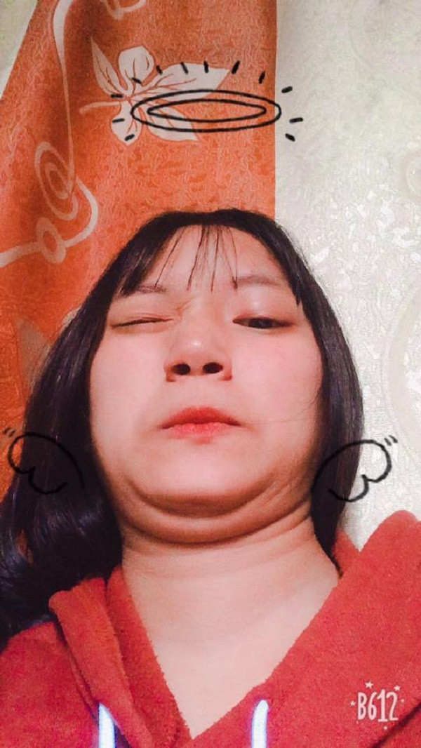 Nhưng ít ai biết rằng con gái hai cằm theo nhân tướng học thì vô cùng tốt số, tài vận, tình duyên vô cùng rộng mở.