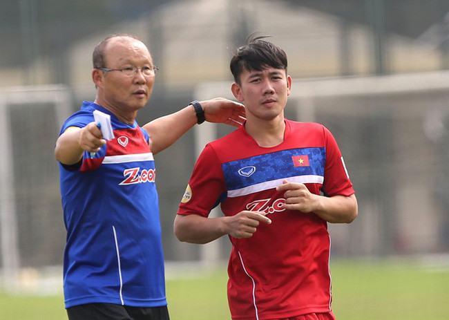 Nhắc lại quá khứ, nếu không dính chấn thương khi tập luyện, Minh Vương cũng trở thành thành viên của U23 Việt Nam giành HCB giải U23 châu Á hồi đầu năm 2018. Ở CLB HAGL, chàng cầu thủ này cũng khá mờ nhạt trước sự tỏa sáng của Công Phượng và các đồng đội khác.