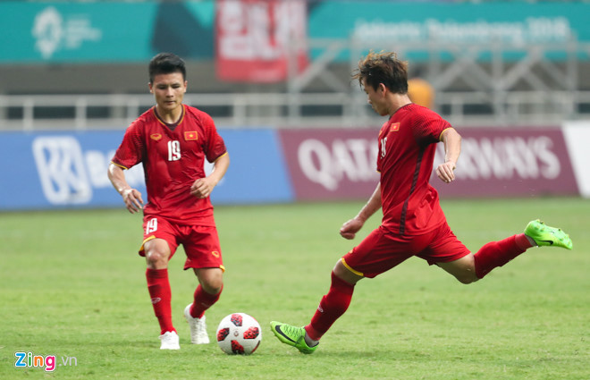 Trong số các cầu thủ HAGL trong đợt triệu tập cho Asiad 2018 thì cái tên Minh Vương không mấy tiếng tăm so với Công Phượng, Văn Toàn, Xuân Trường hay Văn Thanh. Nhưng cầu thủ gốc Thái Bình này lại để dấu ấn trong bàn thắng duy nhất của Olympic Việt Nam tại trận bán kết Asiad 2018 với Hàn Quốc.