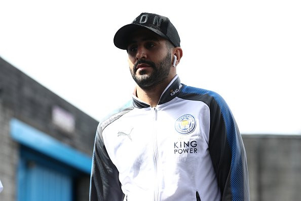 Tờ Daily Express khẳng định, Mahrez vẫn muốn rời khỏi Leicester. Tuy nhiên, điểm đến mà anh yêu thích không phải là Man City, mà lại là Arsenal.