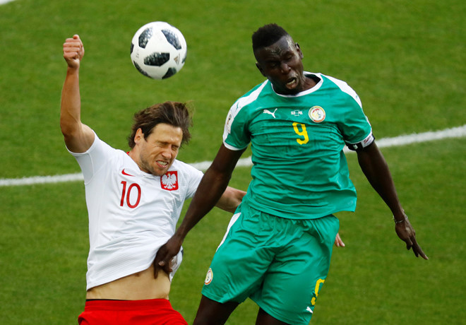Bảng H World Cup 2018 mở đầu với bất ngờ khi ĐT Nhật Bản hạ đội bóng xếp thứ 6 thế giới là Colombia với tỷ số 2-1 và nó khiến cho trận đấu giữa Ba Lan và Senegal thêm phần căng thẳng. Đội nào thất bại sẽ gặp vô vàn khó khăn và sẽ phải chơi "chung kết" với Colombia.
