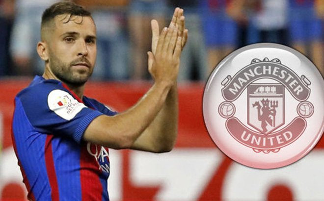 Nguồn tin từ ESPN khẳng định, Jordi Alba cảm thấy chán nản khi không được BLĐ Barcelona đoái hoài về một bản hợp đồng gia hạn. Chính vì thế, hậu vệ này đang cân nhắc chuyển tới Premier League, cụ thể là trong màu áo MU - CLB đã ngỏ lời chiêu mộ Jordi Alba.