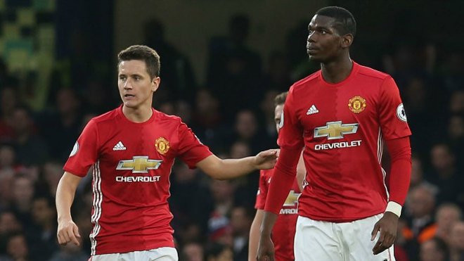 The Sun đưa tin, ban lãnh đạo Barca muốn đưa tiền vệ Ander Herrera trở lại Tây Ban Nha chơi bóng bên cạnh đó là đồng đội của anh tại MU là Pogba.