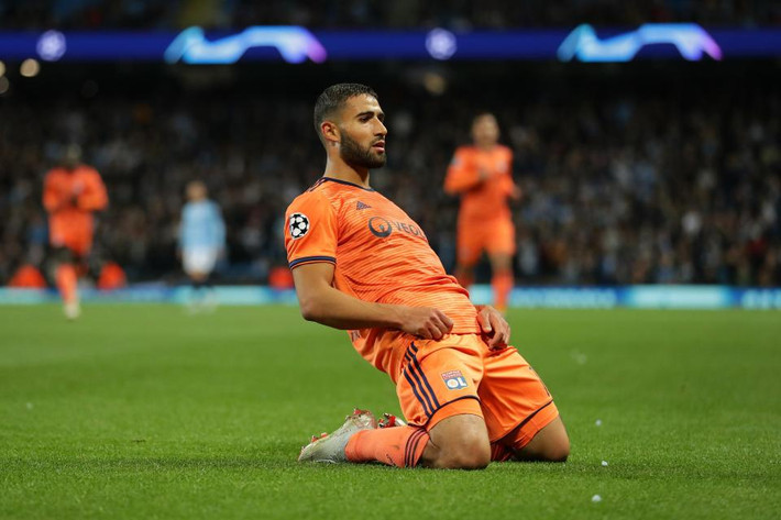Chuyển nhượng bóng đá mới nhất từ Kicker, Liverpool đã chậm chạp trong việc quyết đoán "ngã giá" nên Nabil Fekir đã chọn gã khủng lồ nước Đức là Bayern Munich là điểm đến tiếp theo sao khi rời Lyon.