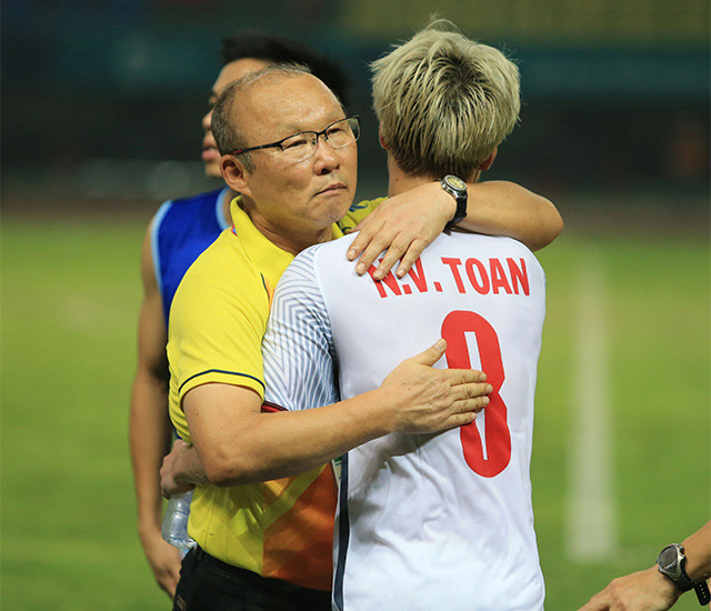 Hy vọng, "gã đầu bạc" Văn Toàn sẽ trở lại với phong độ tốt nhất cho Asian Cup 2019 sắp tới.