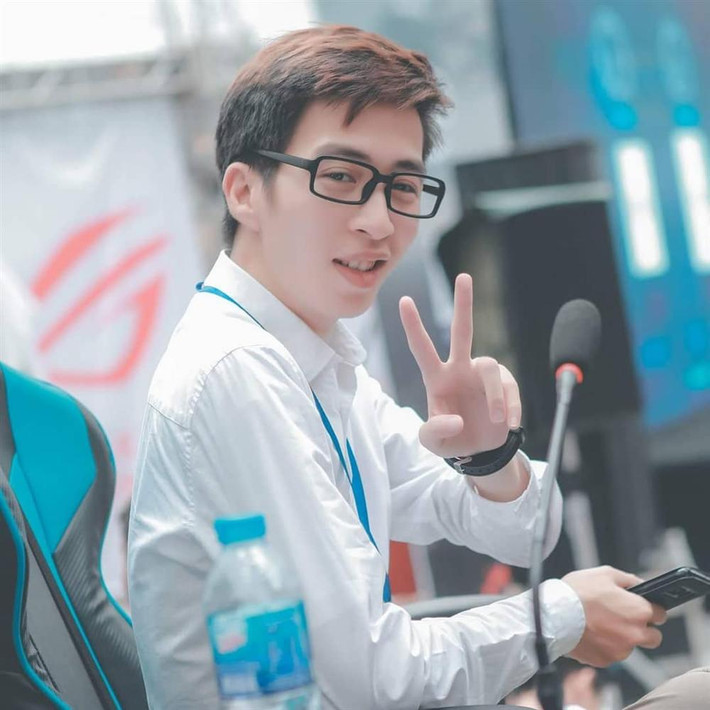 Được biết, ViruSs đã lột vào 3 top là Top Follower, Top donate stars và Top 1 Pubg đầu tiên trong sự kiện "Facebook Gaming Creator" diễn ra tại Thái Lan.